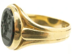 Victorian 18ct Gold & Bloodstone Carved Intaglio Of A Lion Signet Ring 16 Victorian 18ct Gold & Bloodstone Carved Intaglio Of A Lion Signet Ring -Antique Jewellery Company DSC01332
