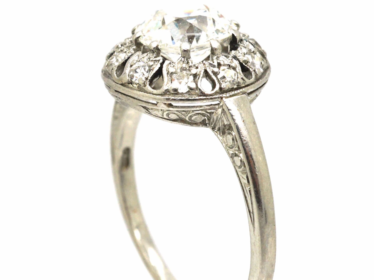 Portuguese Art Deco Platinum & Diamond Ring With Small Diamonds Around The Edge 4 Portuguese Art Deco Platinum & Diamond Ring With Small Diamonds Around The Edge - Image 2