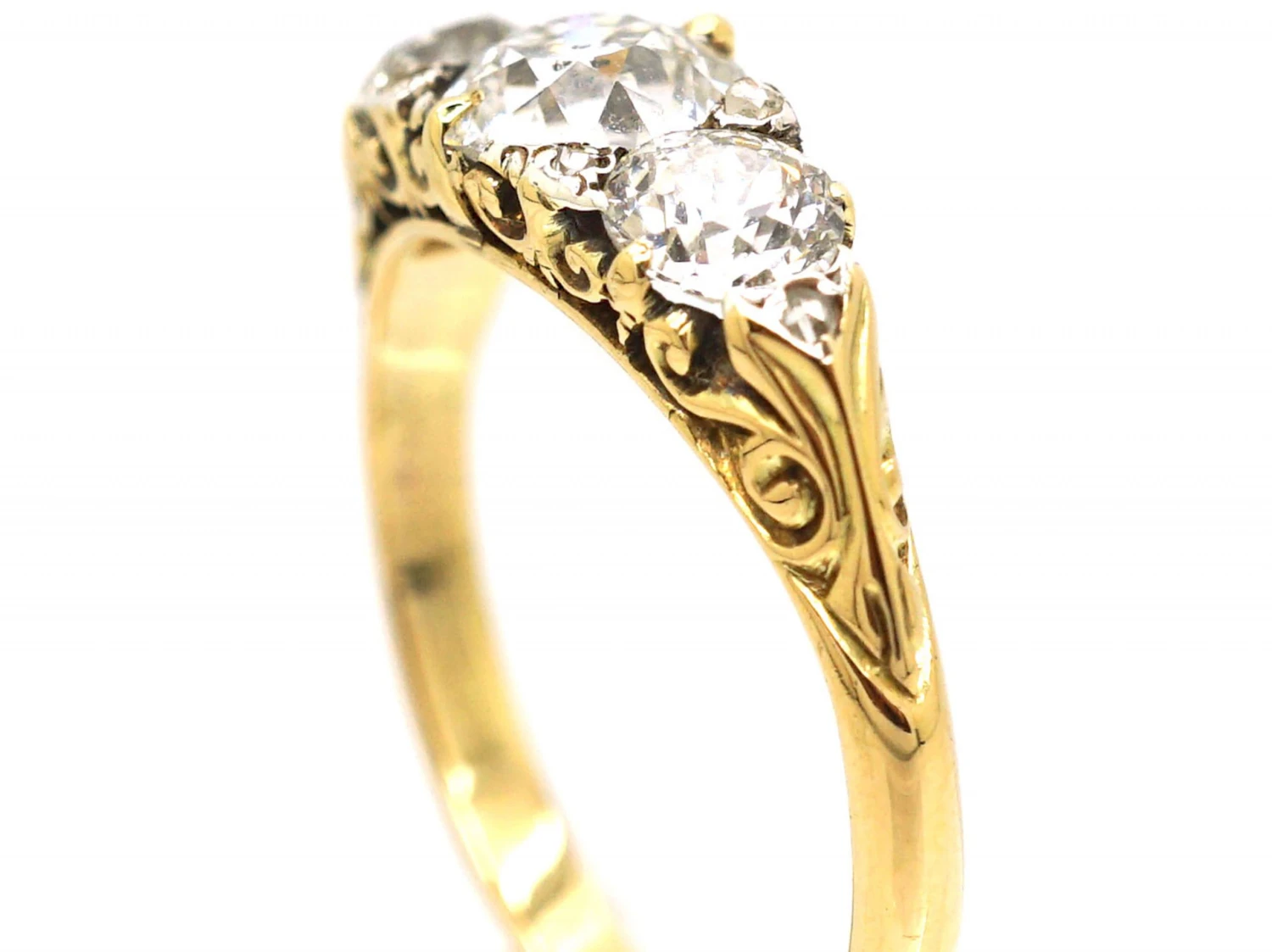 Victorian 18ct Gold Three Stone Diamond Ring 4 Victorian 18ct Gold Three Stone Diamond Ring - Image 2