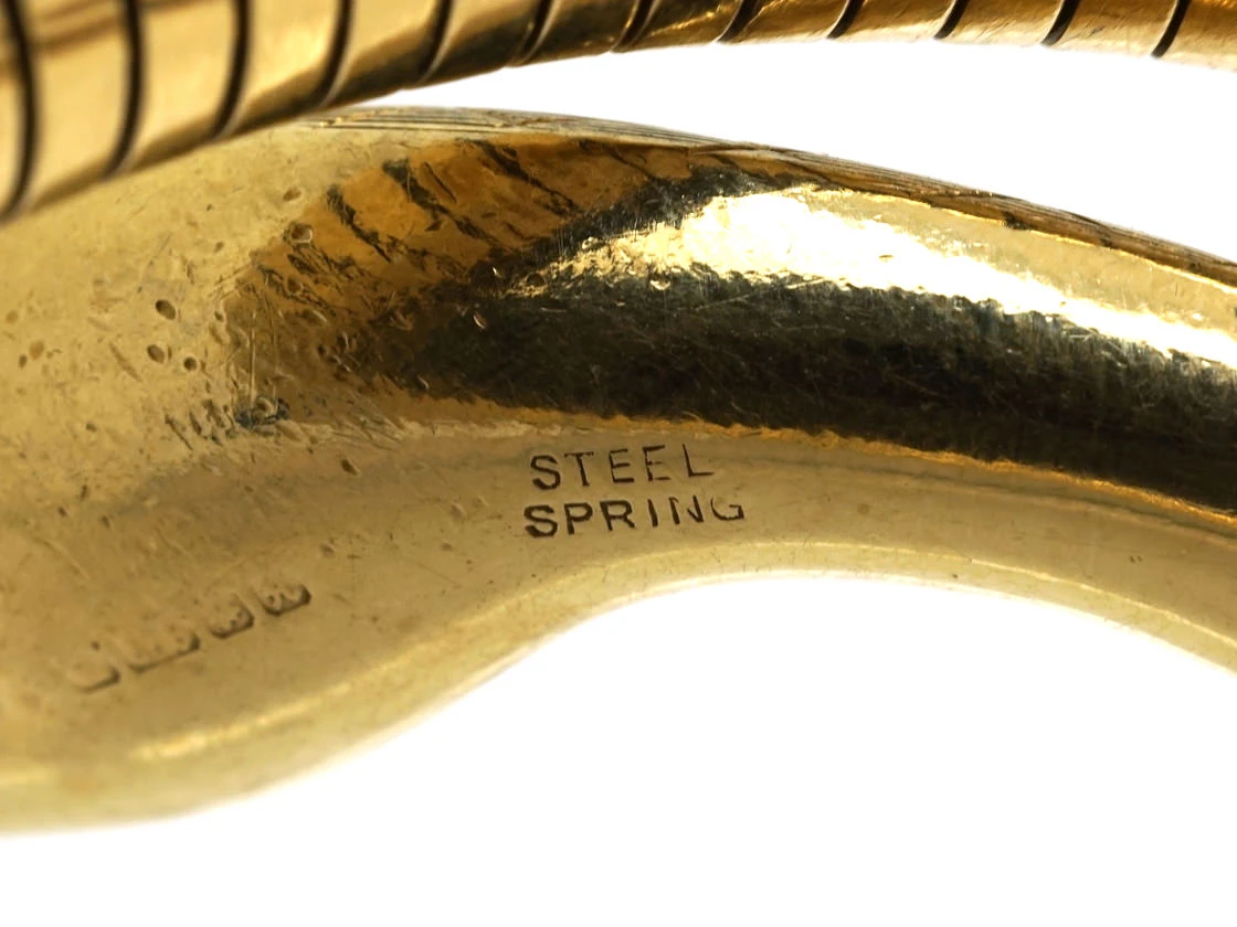 9ct Gold & Ruby Snake Bangle 9 9ct Gold & Ruby Snake Bangle - Image 7