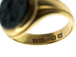 Victorian 18ct Gold & Bloodstone Carved Intaglio Of A Lion Signet Ring 13 Victorian 18ct Gold & Bloodstone Carved Intaglio Of A Lion Signet Ring -Antique Jewellery Company DSC01509