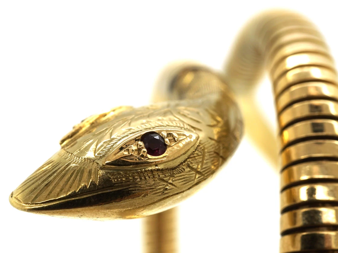 9ct Gold & Ruby Snake Bangle 8 9ct Gold & Ruby Snake Bangle - Image 6