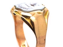 Edwardian 9ct Gold Signet Ring With Banded Carnelian Intaglio With A Welsh Dragon -Antique Jewellery Company DSC01533 copy