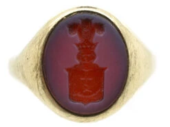 9ct Gold & Carnelian Intaglio Of A Crest Signet Ring