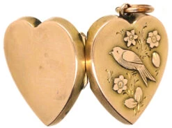 Edwardian 9ct Gold Heart Shaped Locket With Swallow Motif 9 Edwardian 9ct Gold Heart Shaped Locket With Swallow Motif -Antique Jewellery Company DSC02577 1