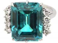 Art Deco 18ct White Gold Ring Set With A Large Zircon With Diamond Set Shoulders -Antique Jewellery Company DSC02646 scaled 1