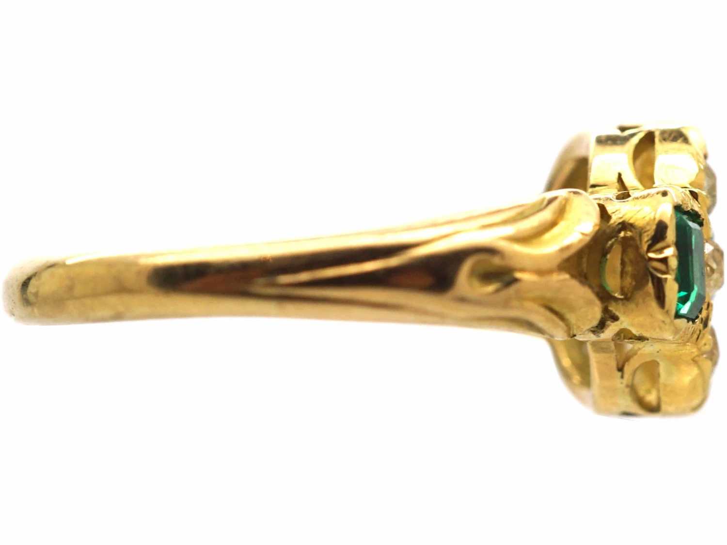 Victorian 18ct Gold, Emerald & Diamond Cluster Ring With An Emerald On Each Side 7 Victorian 18ct Gold, Emerald & Diamond Cluster Ring With An Emerald On Each Side - Image 5