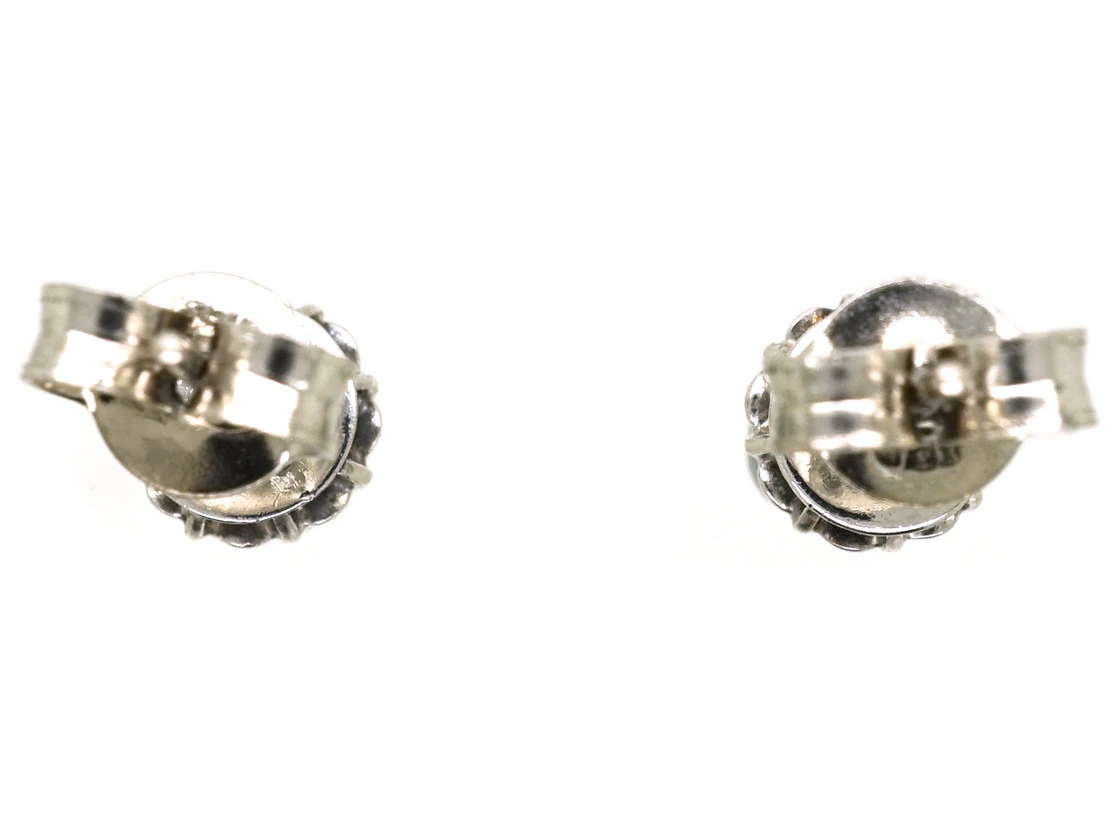 18ct White Gold Diamond Stud Earrings 5 18ct White Gold Diamond Stud Earrings - Image 3