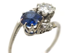 Art Deco 18ct White Gold, Sapphire & Diamond Crossover Ring -Antique Jewellery Company DSC03161