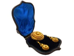 Victorian 15ct Gold Brooch & Earrings Set In Original Case 24 Victorian 15ct Gold Brooch & Earrings Set In Original Case -Antique Jewellery Company DSC03404