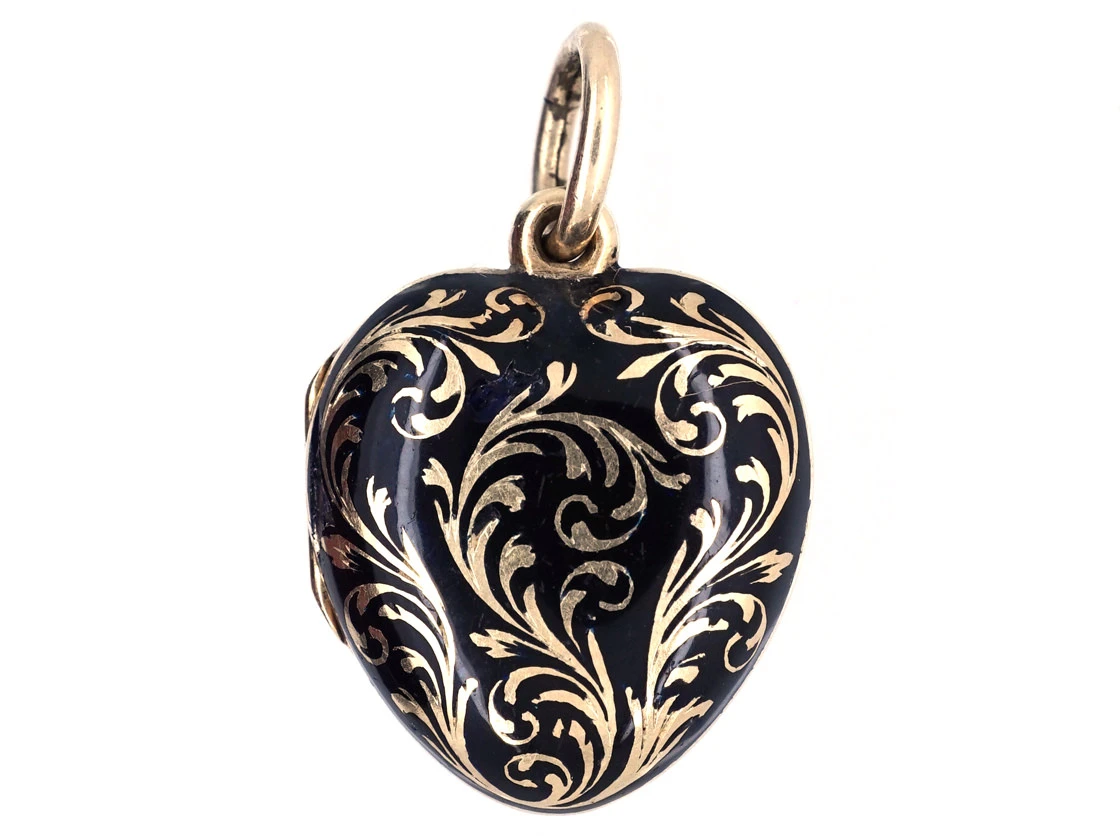 15ct Gold & Black Enamel Memorial Heart Shaped Locket 3 15ct Gold & Black Enamel Memorial Heart Shaped Locket