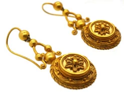 Victorian 15ct Gold Brooch & Earrings Set In Original Case 20 Victorian 15ct Gold Brooch & Earrings Set In Original Case -Antique Jewellery Company DSC03421