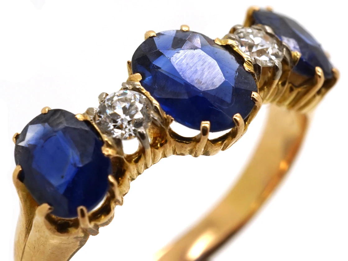 Edwardian Five Stone Sapphire & Diamond Ring 6 Edwardian Five Stone Sapphire & Diamond Ring - Image 4