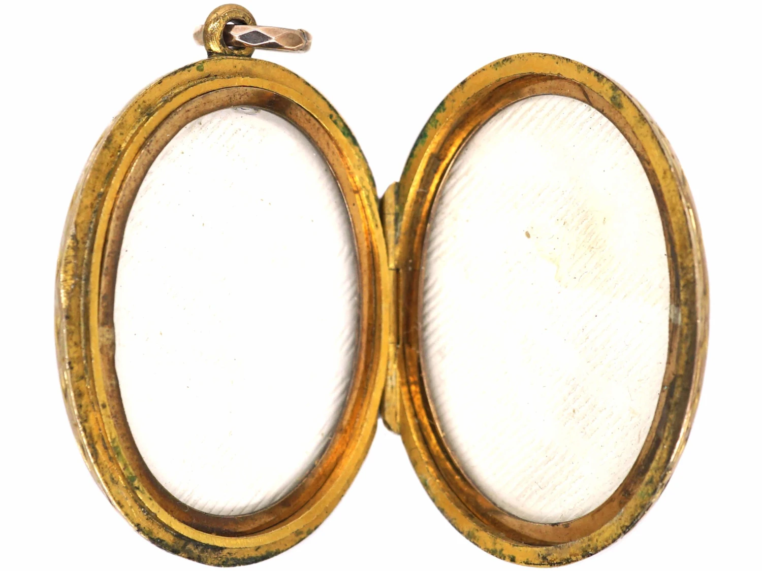 Victorian 9ct Back & Front Oval Locket With Ivy Leaf Motif 4 Victorian 9ct Back & Front Oval Locket With Ivy Leaf Motif - Image 2