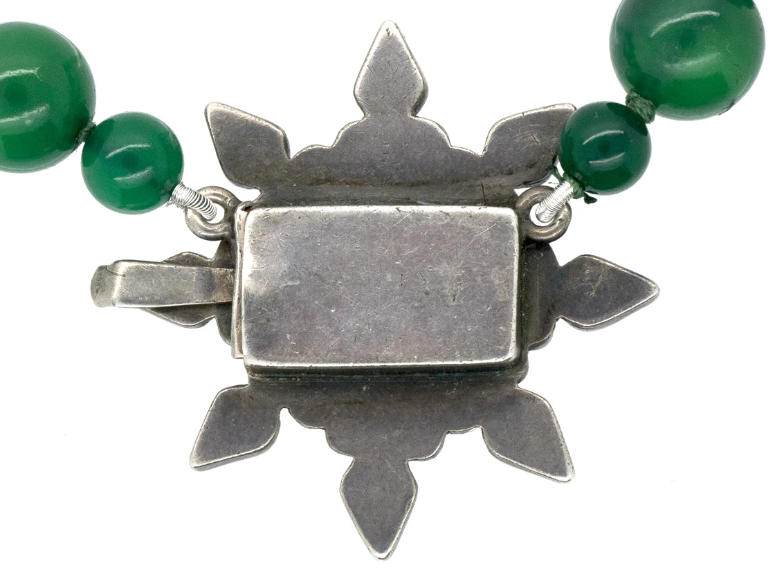Green Chalcedony & Silver Necklace Attributed To Sybil Dunlop 4 Green Chalcedony & Silver Necklace Attributed To Sybil Dunlop - Image 2