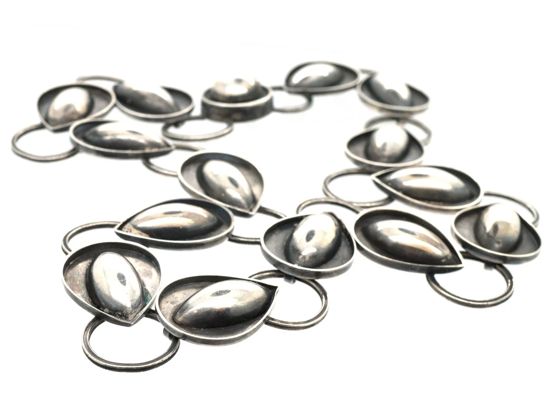 Silver German Collar 5 Silver German Collar - Image 3