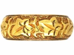 18ct Gold Wedding Ring With Ivy Leaf Detail