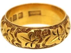18ct Gold Wedding Ring With Ivy Leaf Detail 11 18ct Gold Wedding Ring With Ivy Leaf Detail -Antique Jewellery Company DSC04731 scaled 1