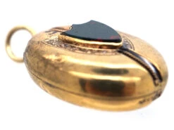 Victorian 15ct Gold Oval Locket Set With A Shield Shaped Bloodstone -Antique Jewellery Company DSC05063