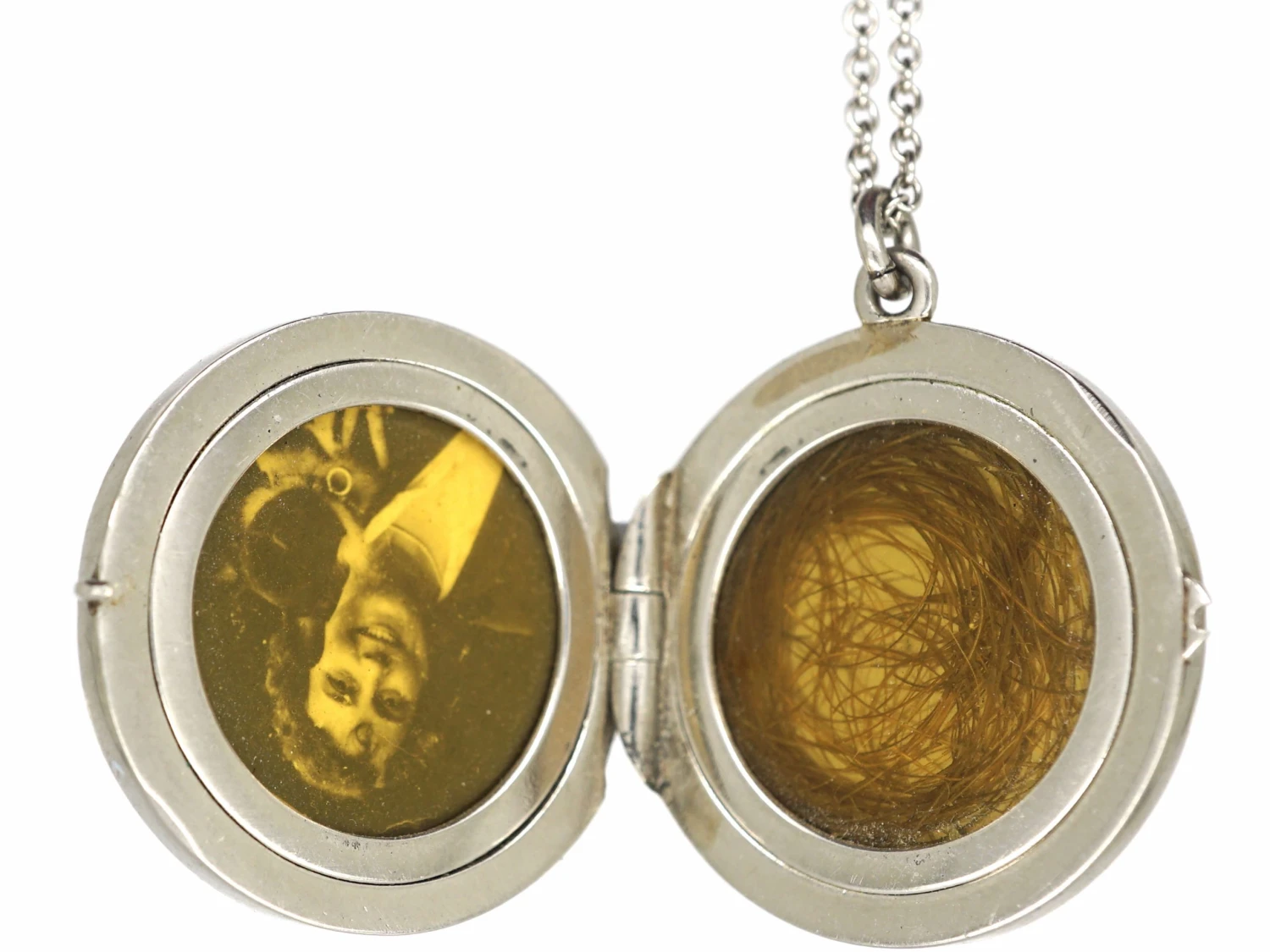 Art Deco Round Platinum Locket Set With Rose Diamonds & Sapphires On Platinum Chain 4 Art Deco Round Platinum Locket Set With Rose Diamonds & Sapphires On Platinum Chain - Image 2