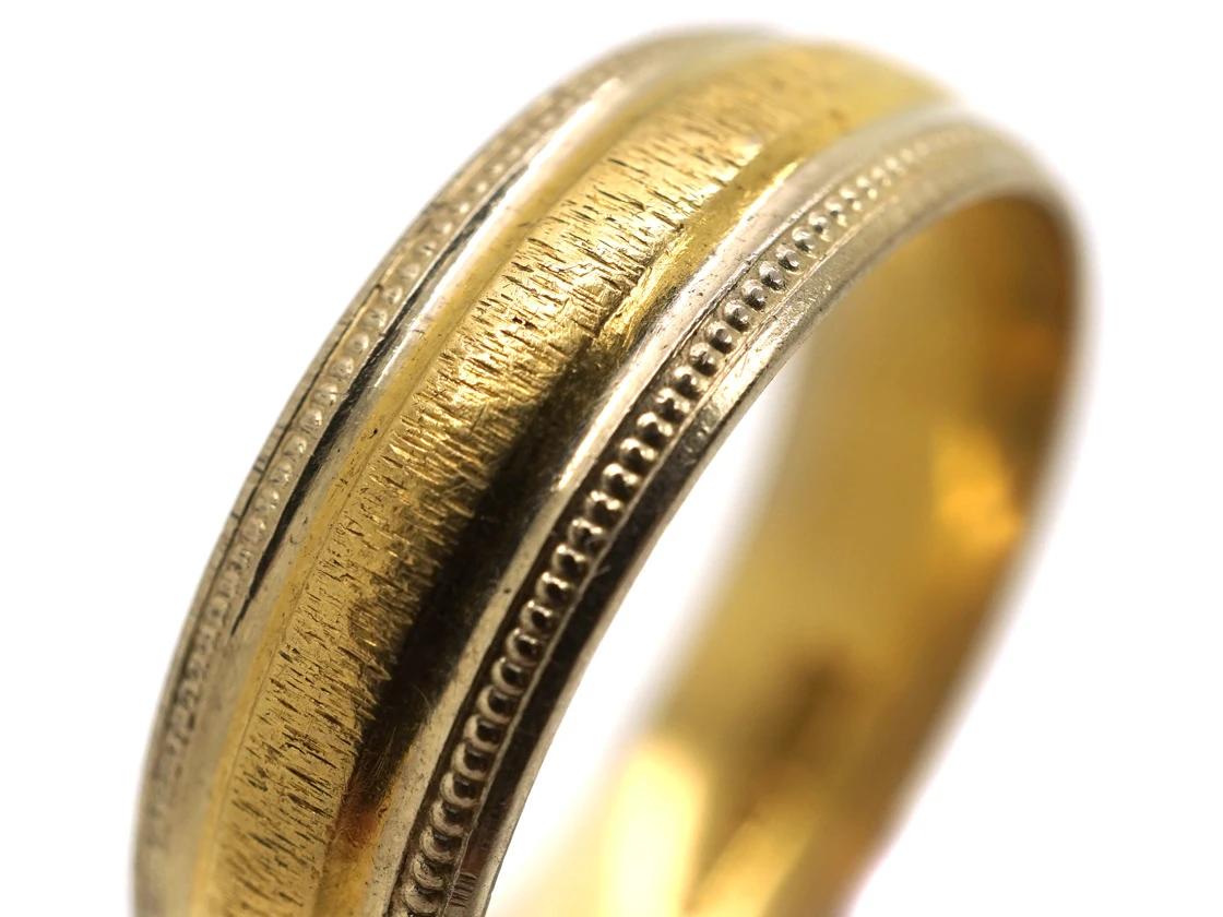 18ct Two Colour Gold Wedding Band 5 18ct Two Colour Gold Wedding Band - Image 3