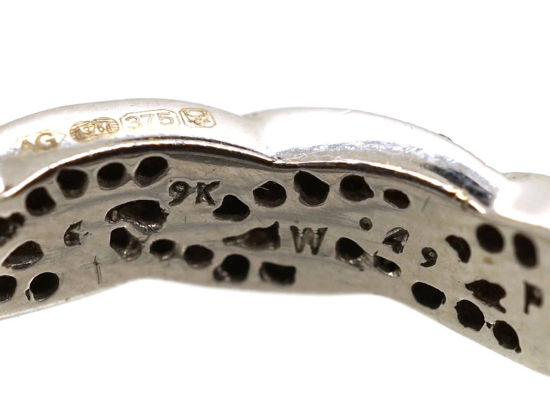 9ct White Gold & Diamond Inter Woven Design Ring 8 9ct White Gold & Diamond Inter Woven Design Ring - Image 6