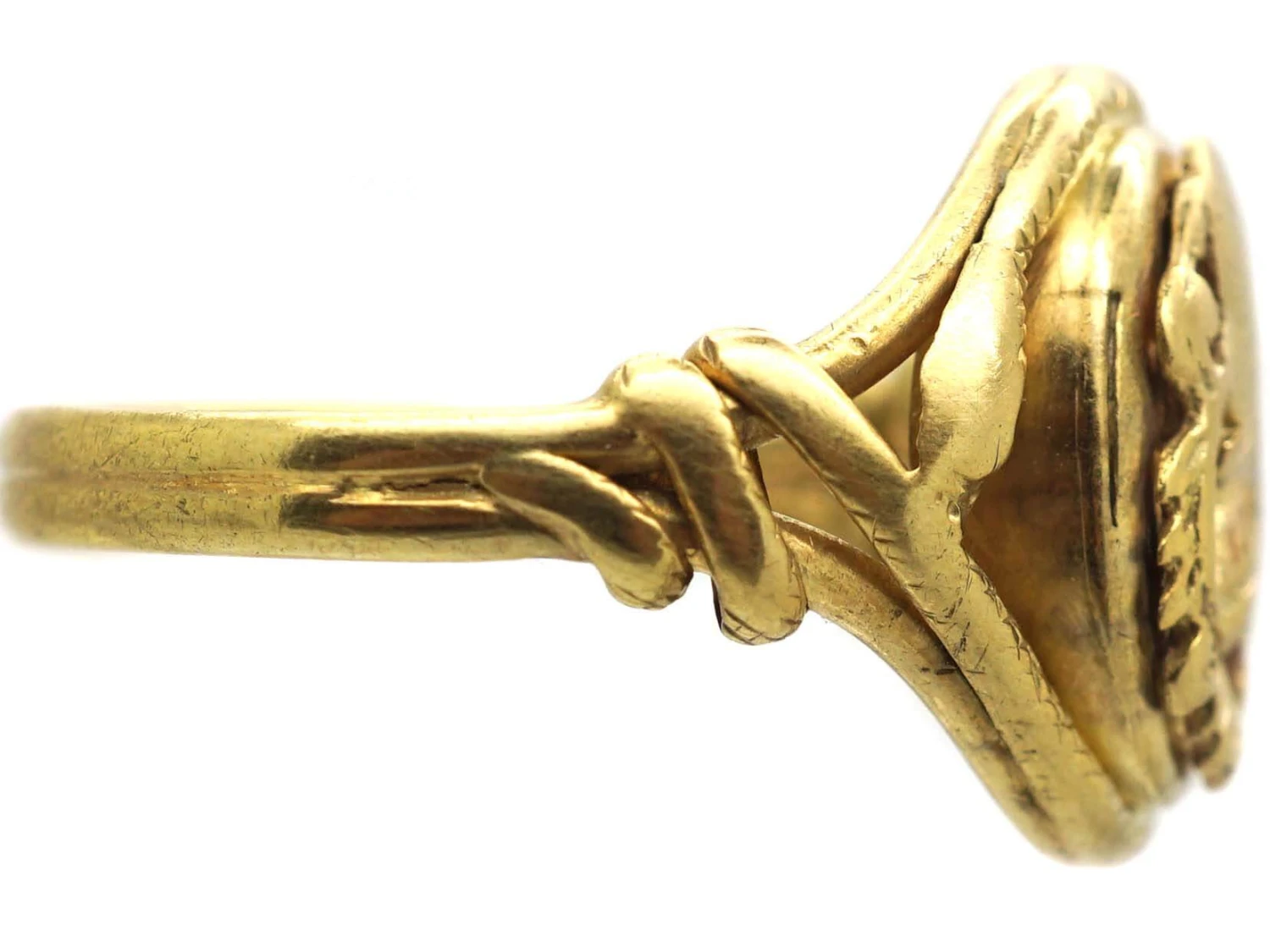 Victorian 15ct Gold Signet Ring With Armorial & Snake Detail 6 Victorian 15ct Gold Signet Ring With Armorial & Snake Detail - Image 4