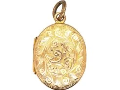 Victorian 9ct Back & Front Oval Locket With Engraved Detail