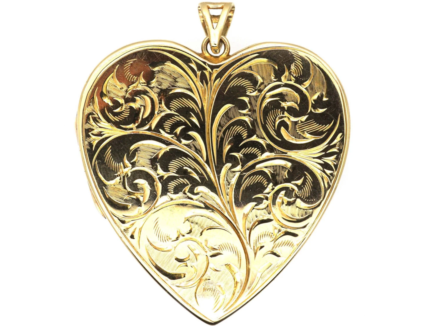 Large 9ct Gold Heart Shaped Locket With Engraved Foliate Detail 3 Large 9ct Gold Heart Shaped Locket With Engraved Foliate Detail