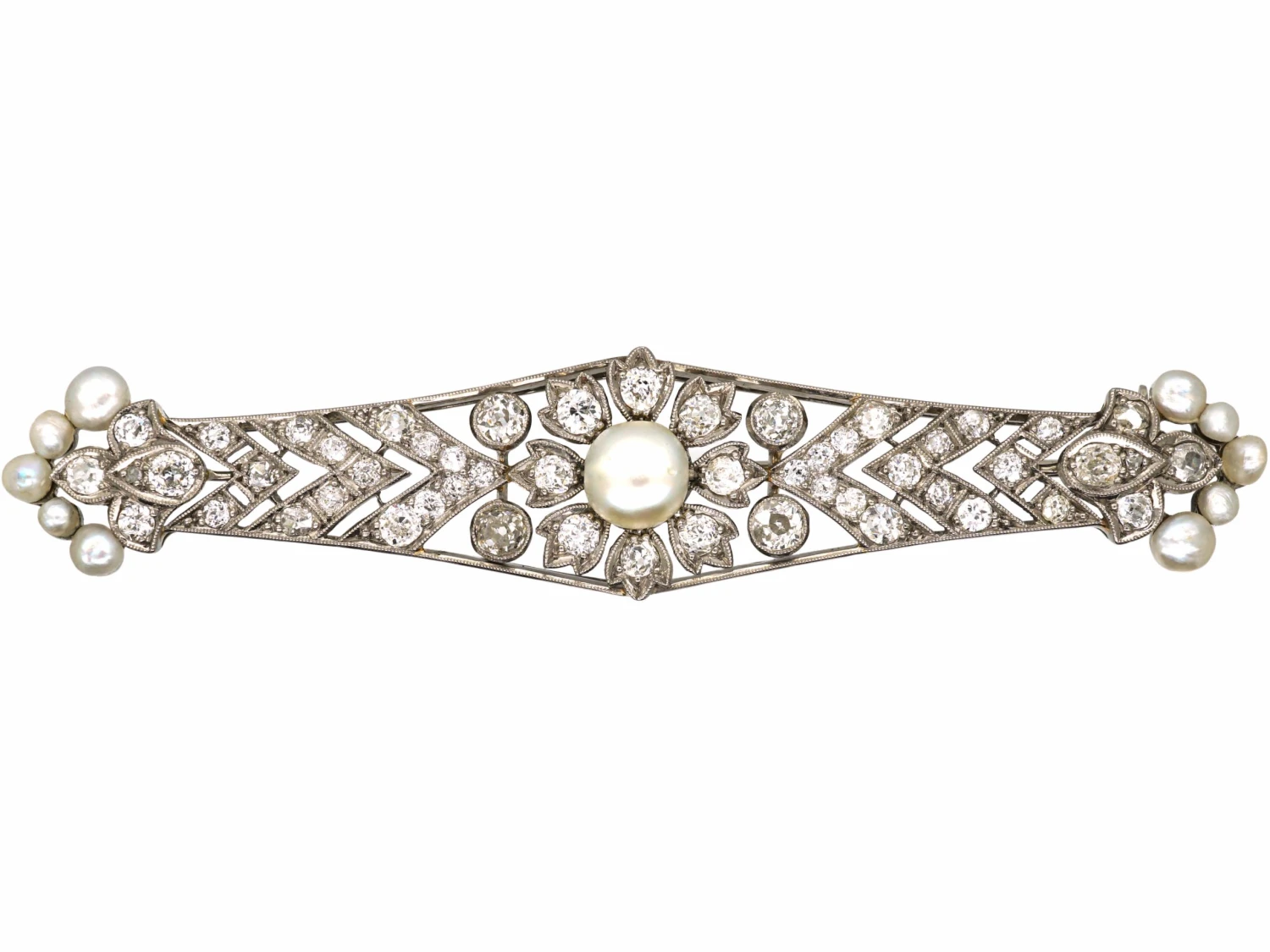 Early 20th Century 18ct White Gold, Diamond & Natural Pearl Brooch By Sybil Dunlop In Original Case 3 Early 20th Century 18ct White Gold, Diamond & Natural Pearl Brooch By Sybil Dunlop In Original Case