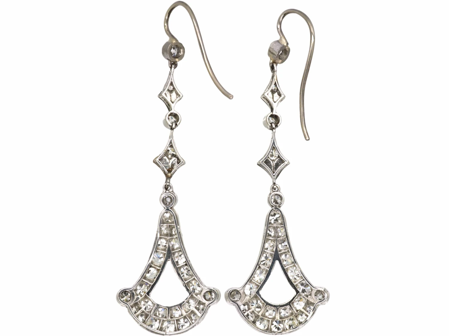 Early 20th Century Platinum Drop Earrings Set With Diamonds In Original Case 5 Early 20th Century Platinum Drop Earrings Set With Diamonds In Original Case - Image 3