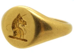 Victorian 18ct Gold Signet Ring Of A Unicorn 17 Victorian 18ct Gold Signet Ring Of A Unicorn -Antique Jewellery Company DSC05923