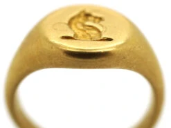 Victorian 18ct Gold Signet Ring Of A Unicorn 12 Victorian 18ct Gold Signet Ring Of A Unicorn -Antique Jewellery Company DSC05925
