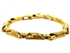 Early Victorian 15ct Gold Engraved Bracelet 8 Early Victorian 15ct Gold Engraved Bracelet -Antique Jewellery Company DSC06158