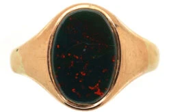 9ct Gold & Oval Bloodstone Signet Ring
