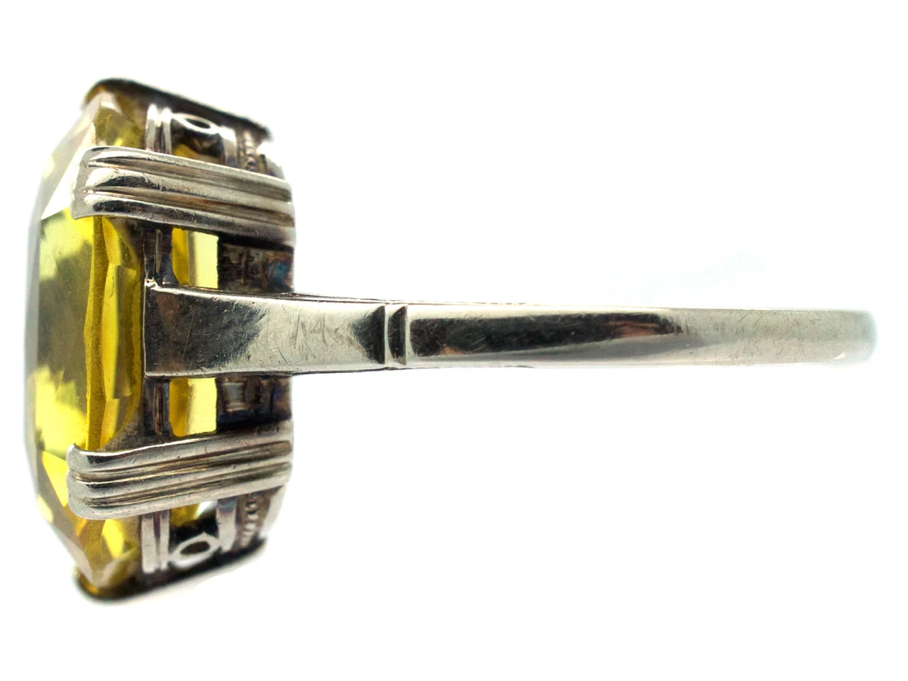 Art Deco Yellow Sapphire & White Gold Ring 6 Art Deco Yellow Sapphire & White Gold Ring - Image 4