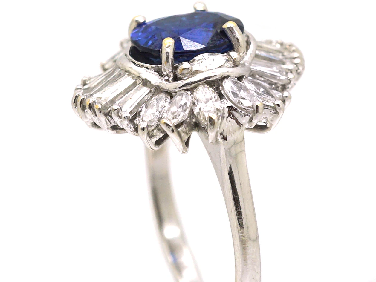 18ct White Gold, Sapphire & Diamond Cluster Ring 4 18ct White Gold, Sapphire & Diamond Cluster Ring - Image 2