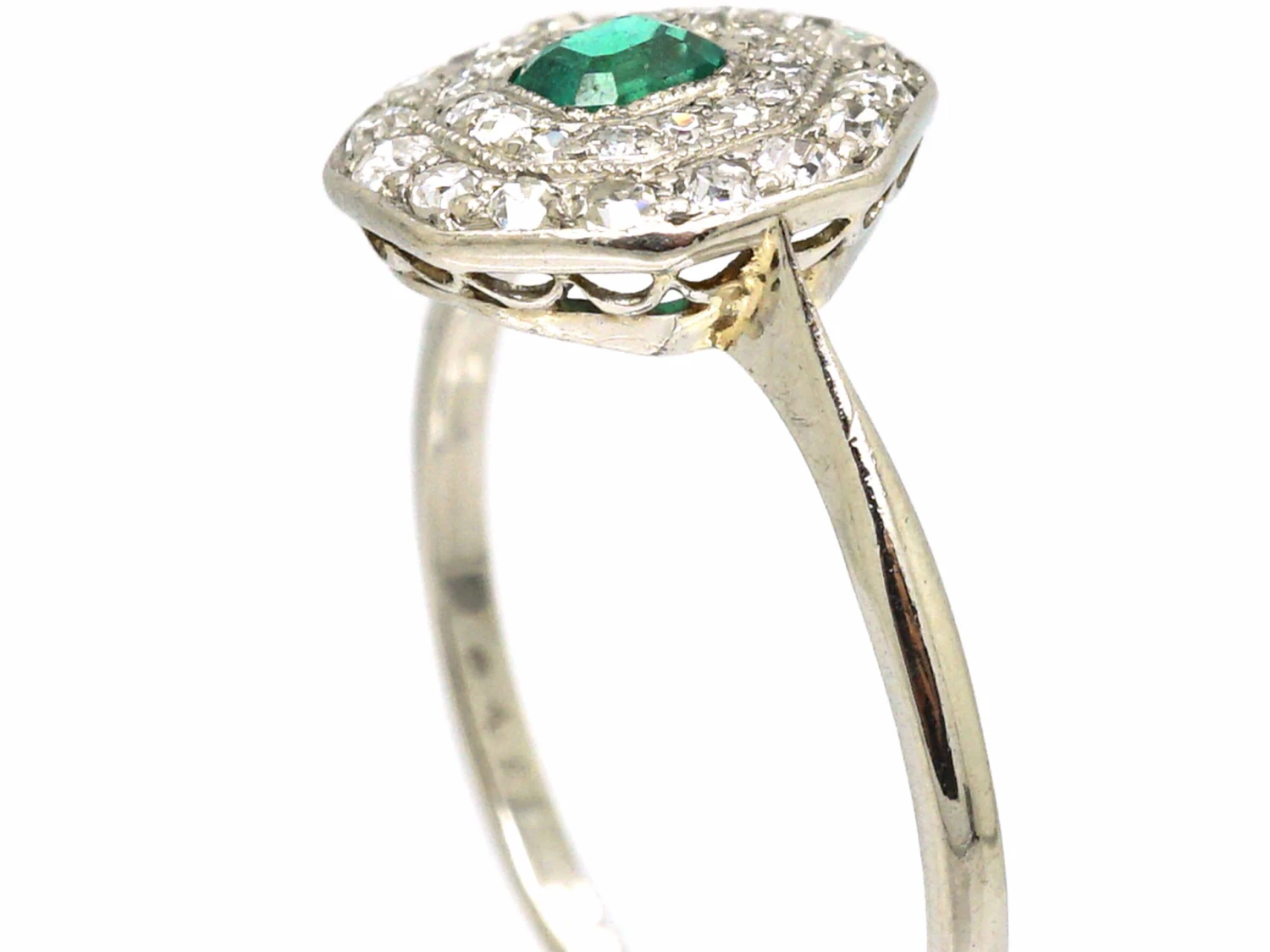 Early 20th Century Platinum, Emerald & Diamond Octagonal Cluster Ring 4 Early 20th Century Platinum, Emerald & Diamond Octagonal Cluster Ring - Image 2