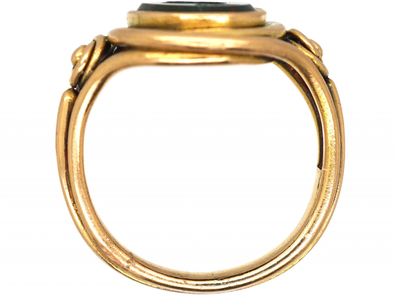 Victorian 18ct Gold Signet Ring With Bloodstone Intaglio Of Pelicans With A Coronet 5 Victorian 18ct Gold Signet Ring With Bloodstone Intaglio Of Pelicans With A Coronet - Image 3