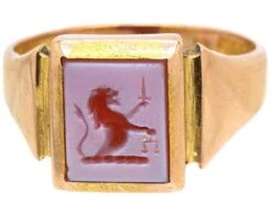 Art Deco 15ct Gold & Carnelian Signet Ring With Intaglio Of A Lion With Sword & Scales 19 Art Deco 15ct Gold & Carnelian Signet Ring With Intaglio Of A Lion With Sword & Scales -Antique Jewellery Company DSC07199