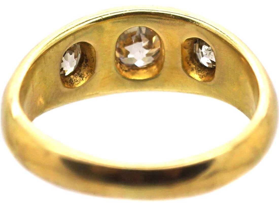Victorian 18ct Gold Three Stone Old Mine Cut Diamond Gypsy Ring 5 Victorian 18ct Gold Three Stone Old Mine Cut Diamond Gypsy Ring - Image 3