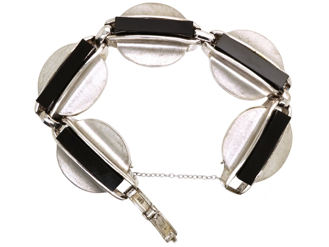 1960s Onyx & Silver Bracelet 4 1960s Onyx & Silver Bracelet - Image 2