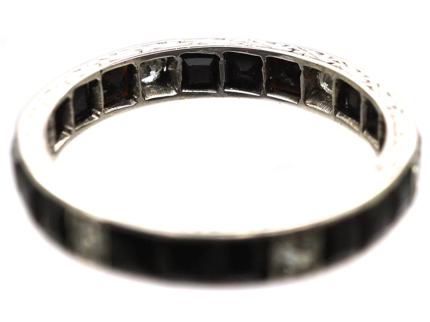 Early 20th Century Platinum Eternity Ring Set With Onyx & Diamonds 5 Early 20th Century Platinum Eternity Ring Set With Onyx & Diamonds - Image 3