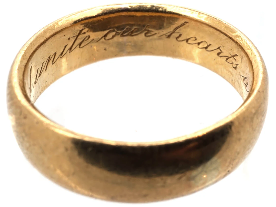 18ct Gold Wedding Ring With Inscription Inside 4 18ct Gold Wedding Ring With Inscription Inside - Image 2