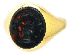 Early 20th Century 18ct Gold Signet Ring With Bloodstone Intaglio Of A Huntsman 15 Early 20th Century 18ct Gold Signet Ring With Bloodstone Intaglio Of A Huntsman -Antique Jewellery Company DSC07644 copy