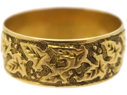Victorian 18ct Gold Wedding Band With Ivy Leaf Motif 11 Victorian 18ct Gold Wedding Band With Ivy Leaf Motif -Antique Jewellery Company DSC07774