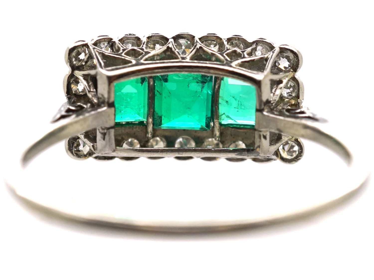 Early 20th Century Platinum, Three Stone Emerald & Diamond Rectangular Ring 6 Early 20th Century Platinum, Three Stone Emerald & Diamond Rectangular Ring - Image 4