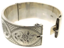 Silver Bangle With Engraved Flower Motif -Antique Jewellery Company DSC07968