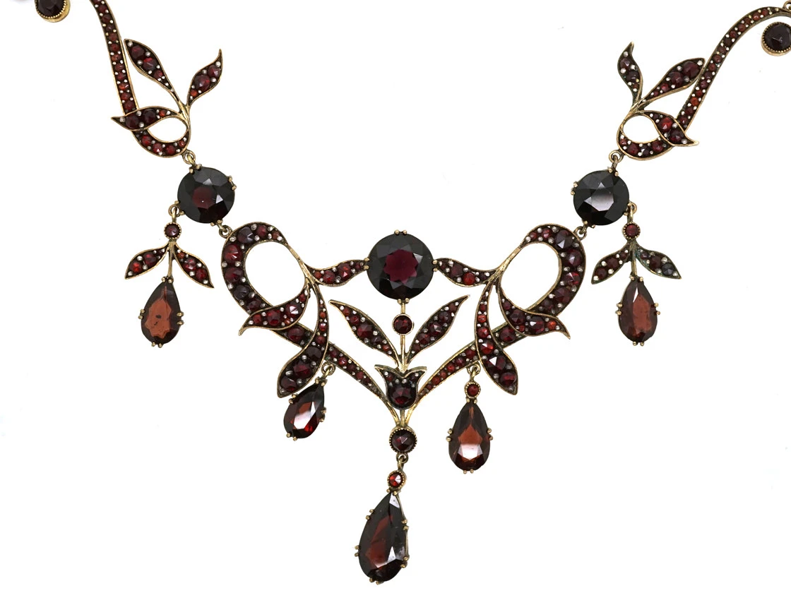 Art Nouveau Triple Drop Garnet Necklace 3 Art Nouveau Triple Drop Garnet Necklace