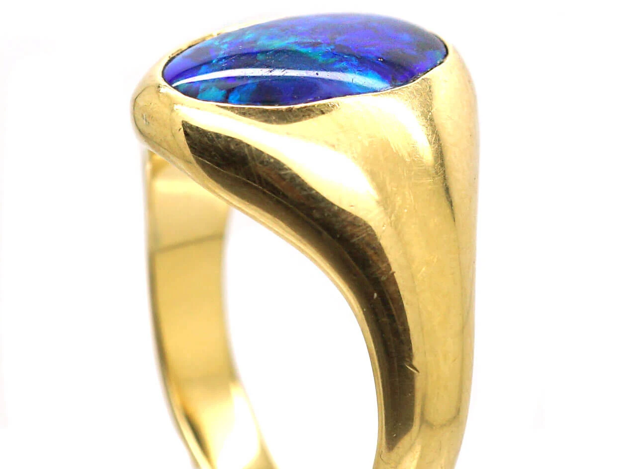18ct Gold Ring Set With A Cabochon Black Opal 4 18ct Gold Ring Set With A Cabochon Black Opal - Image 2